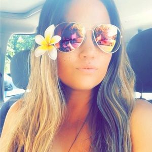 Meet your Posher, Misty